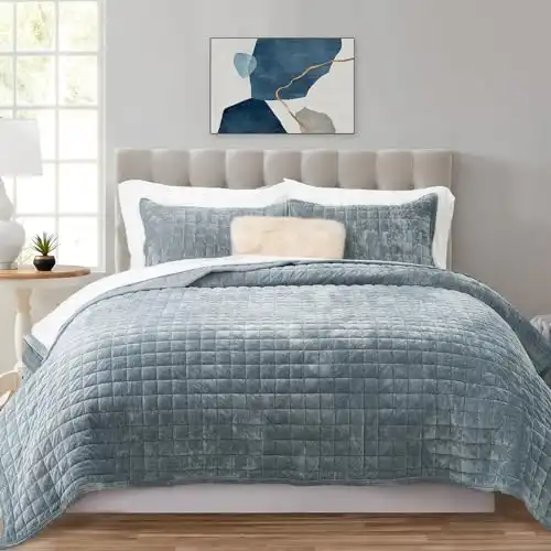 Luxury Velvet Quilt, Ultra Soft Velvet Bedding Sets, Coverlet with 2 Pillow Shams, Blue Linen