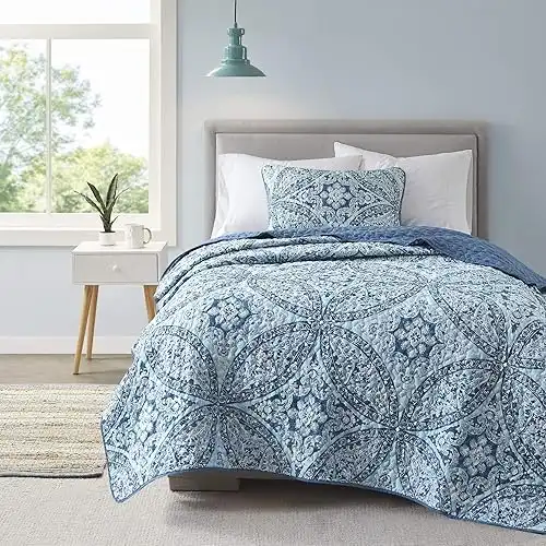 Reversible Quilt Set-Vermicelli Stitching Design All Season, Gloria Damask Aqua 2 Piece